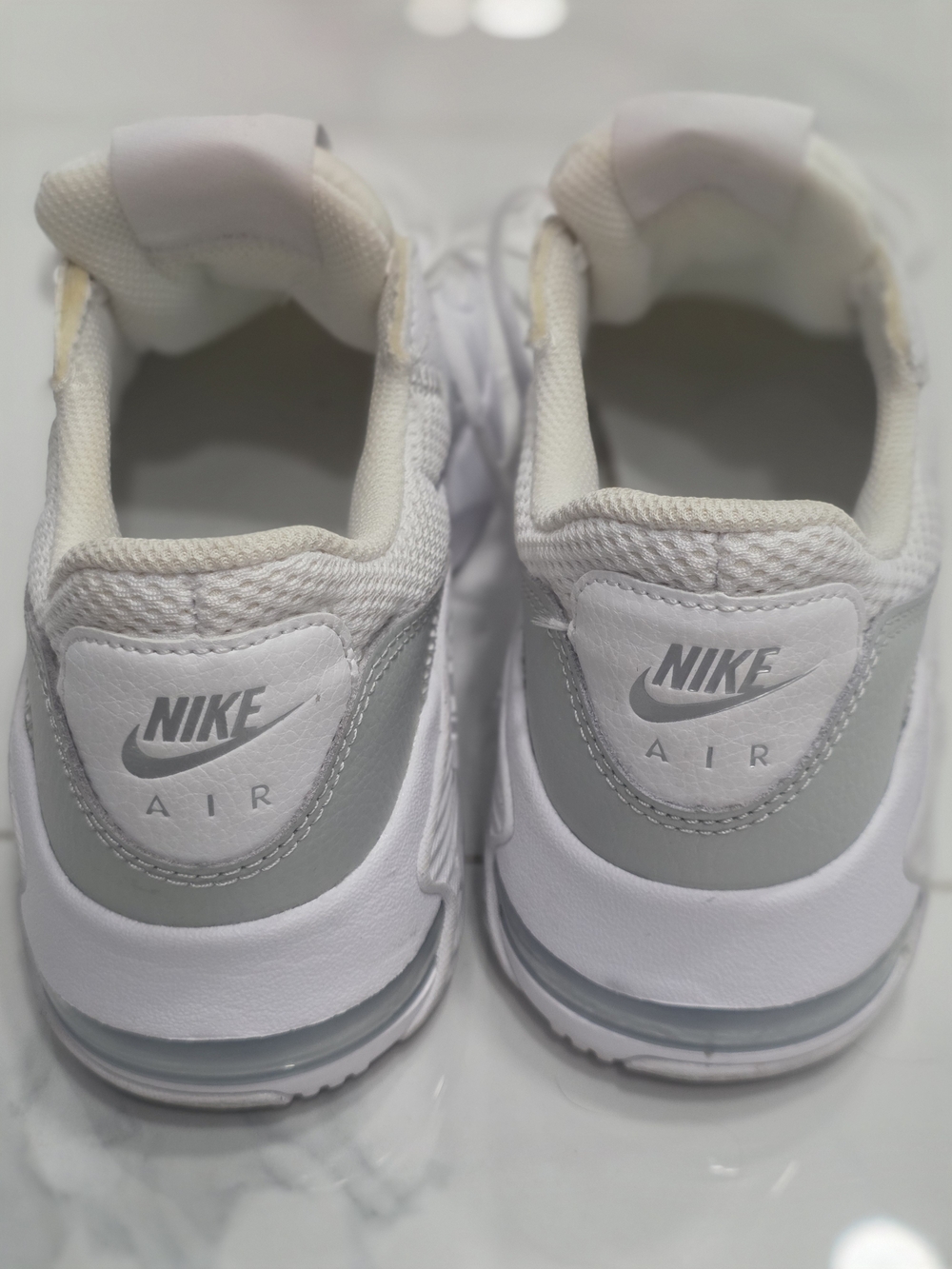 Nike White Mesh & Leather Running Sneakers - Picture 4 of 4